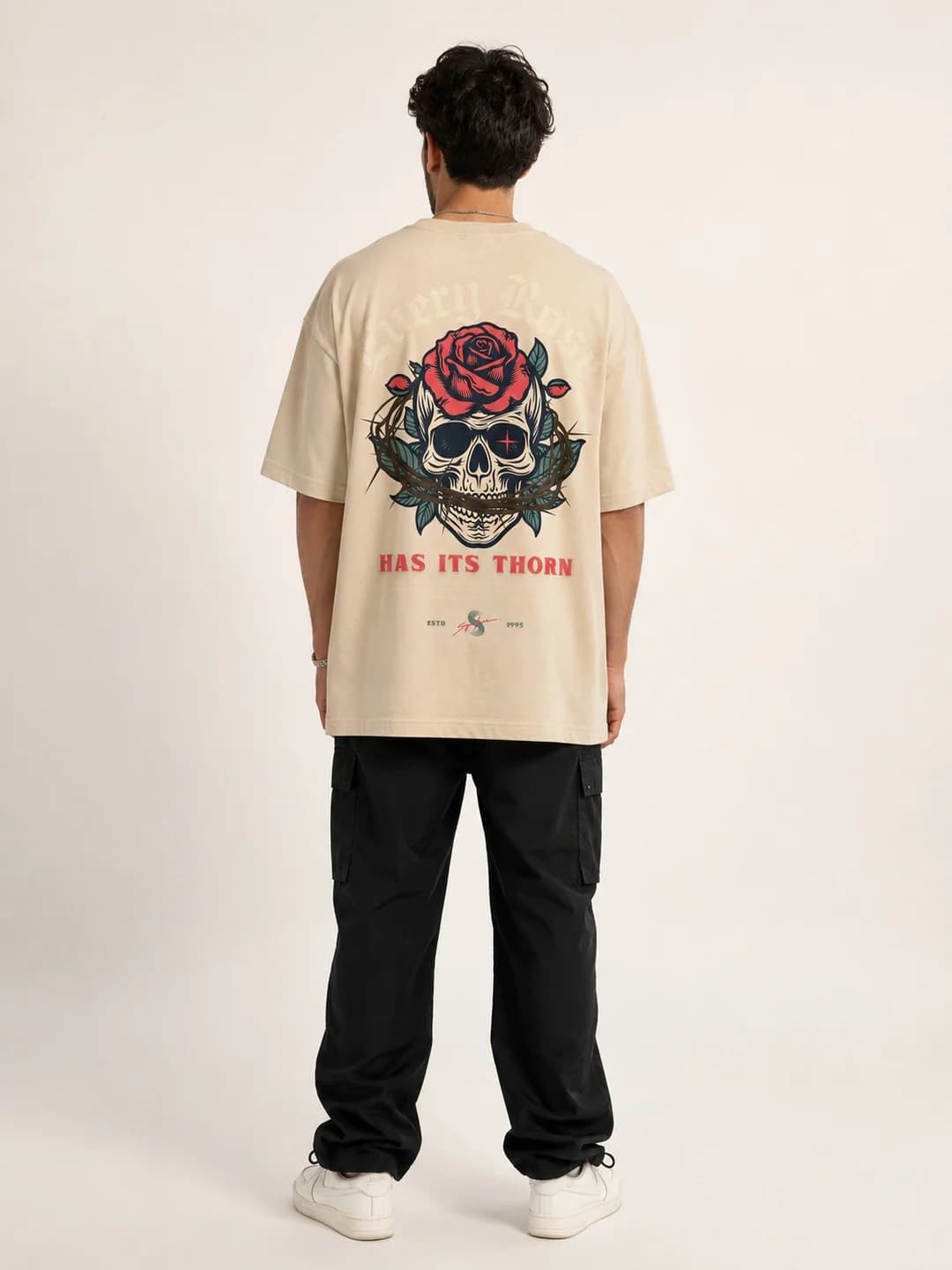 Caribouelk THORN — Skull & Rose Oversized Tee