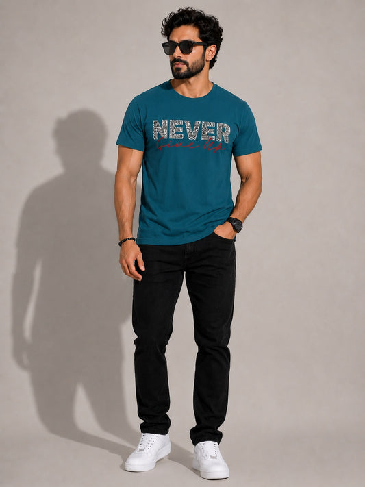 CARIBOUELK Men's Never Give-Up Regular Fit T-Shirt