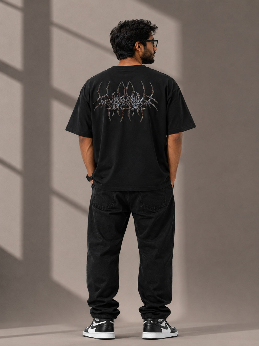 CARIBOUELK Spider Printed Oversized T-Shirt